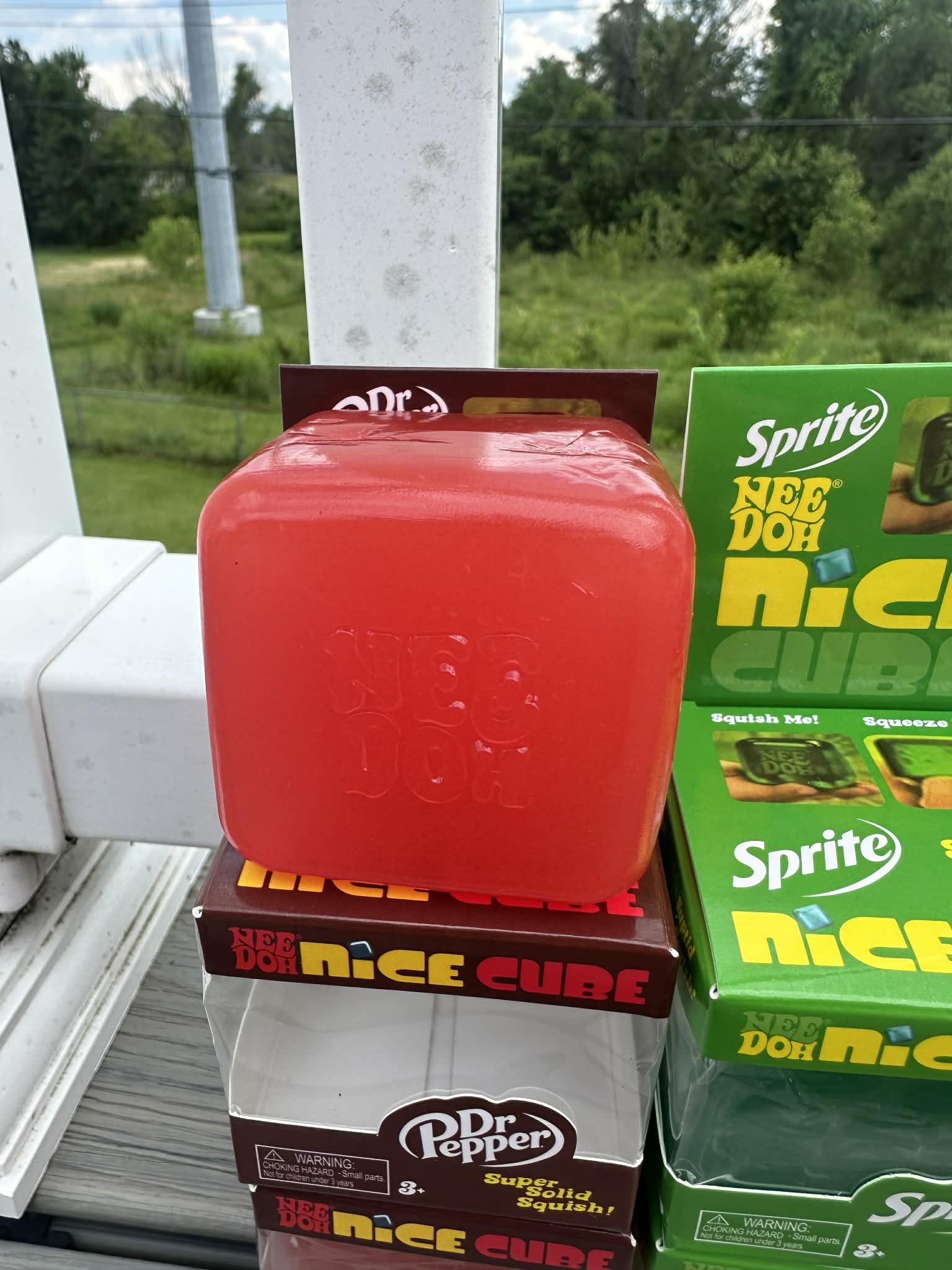 Needoh Squishy Cube in Softdrink theme - Red, Dr. Pepper